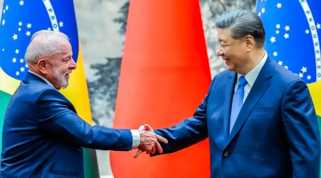 Governo Lula anuncia R$ 27 Bilhões em investimentos chineses no Brasil durante visita a Pequim
